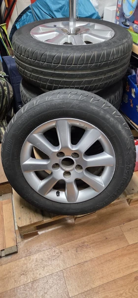 ���� � ������ 205/60R16 �� Toyota Corolla verso | Mobile.bg � ����� ������ 14