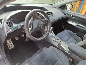 Honda Civic 1.8 I-VTEC , снимка 10