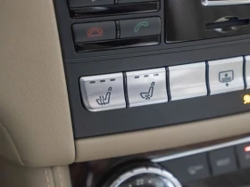 Mercedes-Benz CLS 550 * HARMAN* KARDON* ОБДУХВАНЕ* КАМЕРИ* KEYLESS* , снимка 15