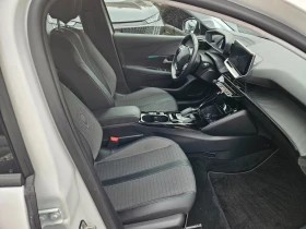 Peugeot 208 e/Allure/ПОДГРЕВ/Kamera/NAVI/136HP/, снимка 6