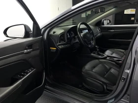 Hyundai Elantra  1.6 Gdi Smart Special, снимка 10