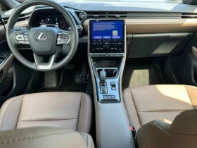 Lexus LBX = Elegant =  | Mobile.bg    8