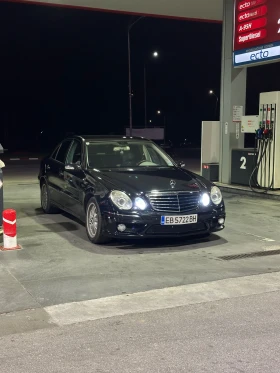     Mercedes-Benz E 320