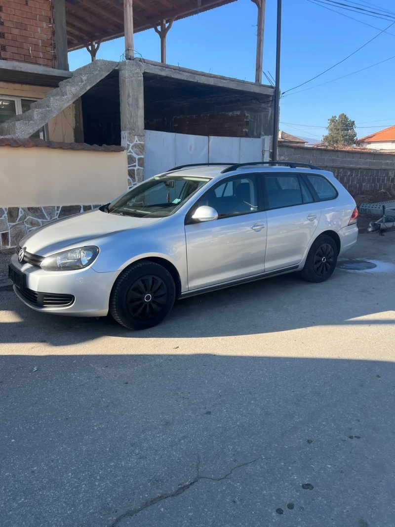 VW Golf Variant 1.6, снимка 2 - Автомобили и джипове - 49119040