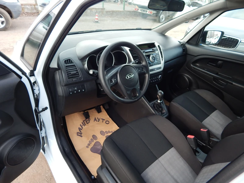 Kia Venga 1.4i* EURO6* 161000km.* , снимка 9 - Автомобили и джипове - 49129886