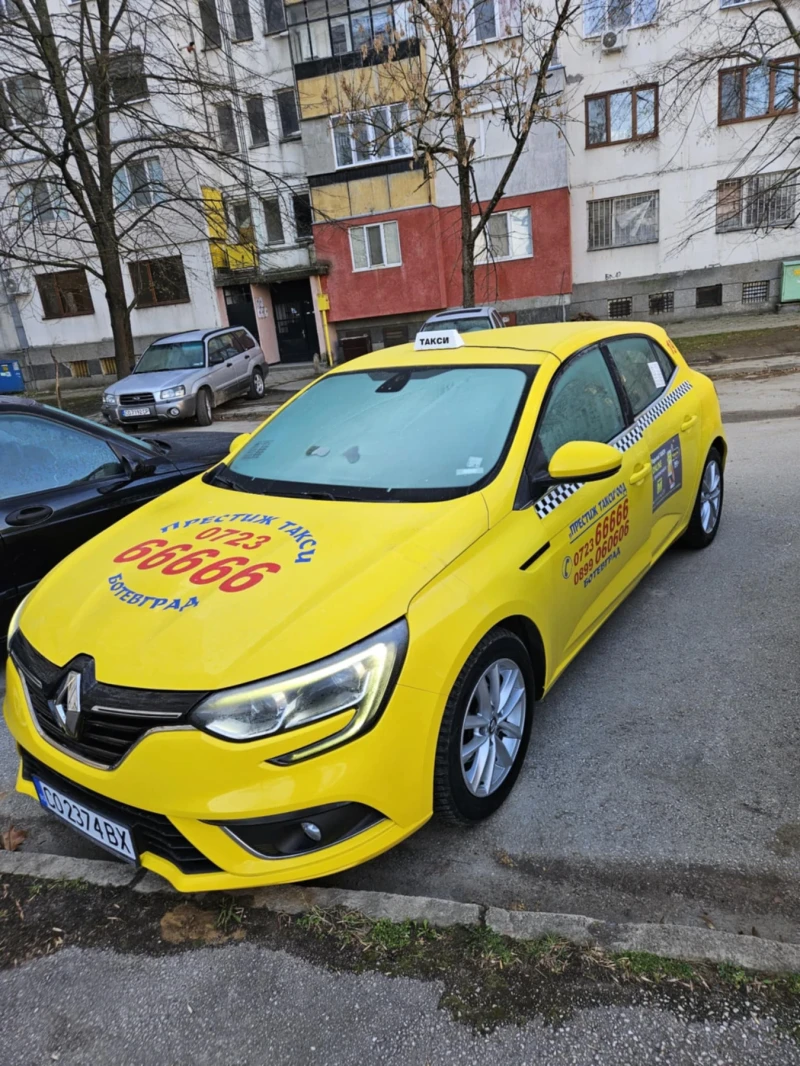 Renault Megane Renaut Megane 1.6 газ/бензин , снимка 2 - Автомобили и джипове - 49600750