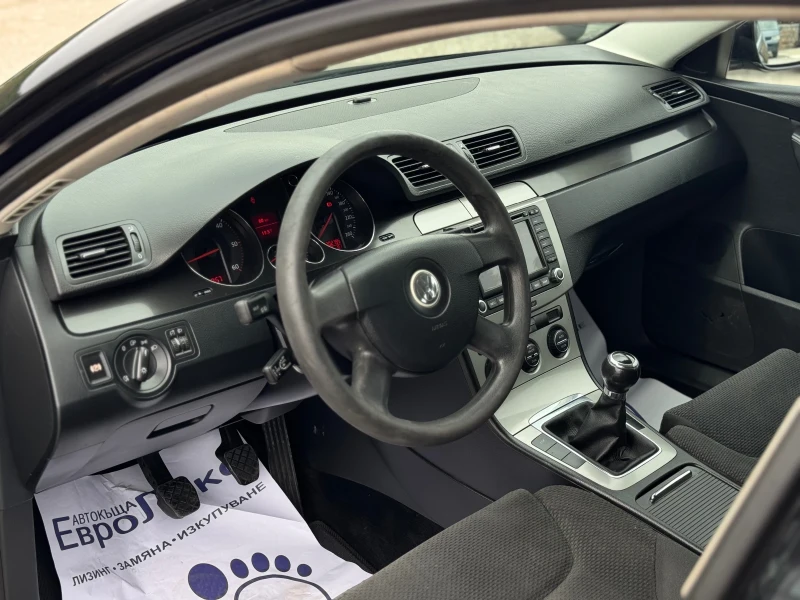 VW Passat 2.0TDI 170кс НАВИ КЛИМАТРОНИК , снимка 10 - Автомобили и джипове - 50174548