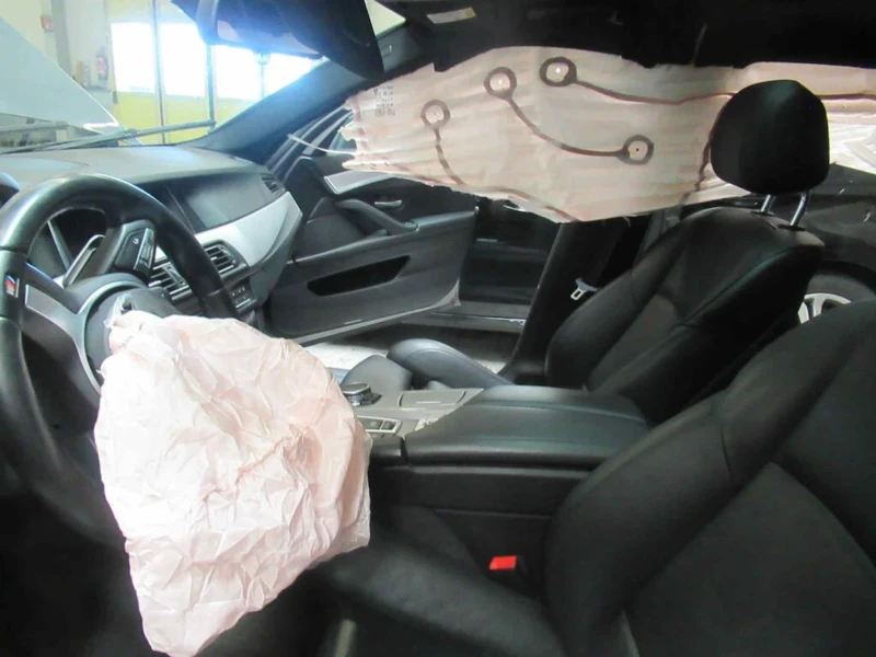 BMW 530 530xd, снимка 6 - Автомобили и джипове - 52724459