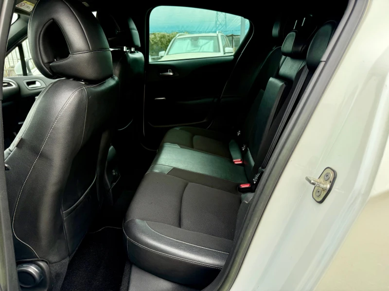 Citroen DS4 1.6 e-HDI ТОП СЪСТОЯНИЕ !, снимка 8 - Автомобили и джипове - 52097197