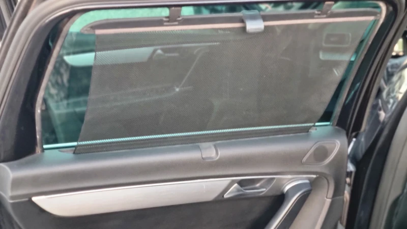 VW Passat 2.0 TDI  4-M  SWISS , снимка 14 - Автомобили и джипове - 52257689