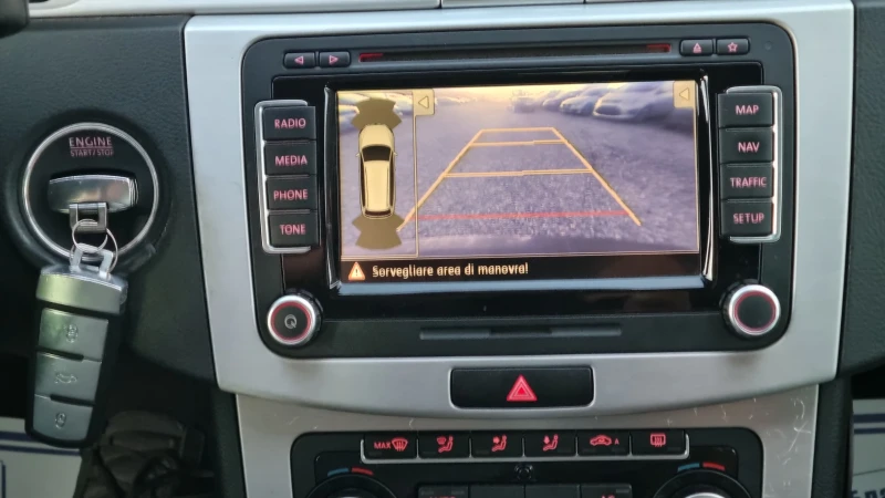 VW Passat 2.0 TDI  4-M  SWISS , снимка 11 - Автомобили и джипове - 52257689