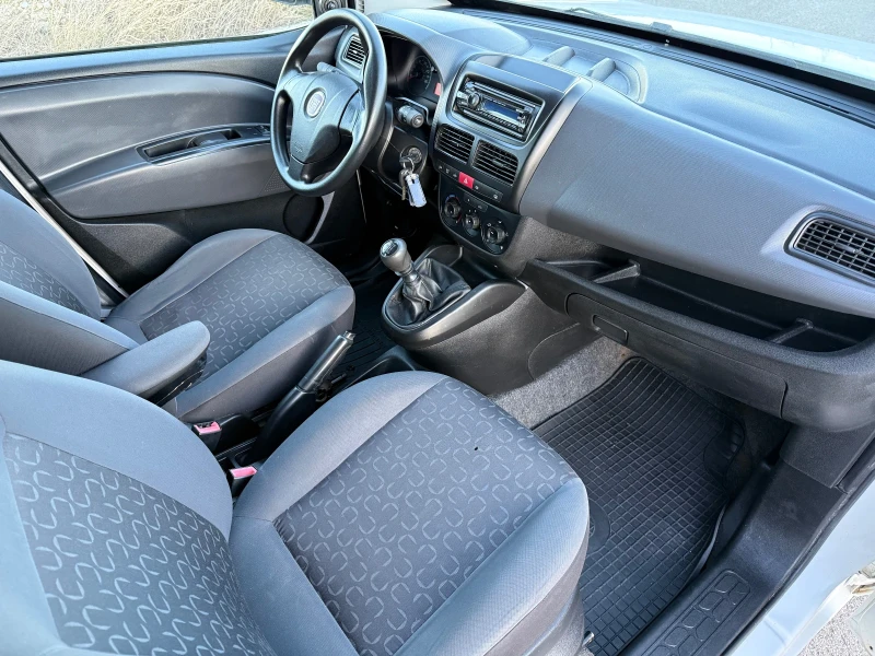 Fiat Doblo 1.6 MULTI-JET / , снимка 11 - Автомобили и джипове - 53077067