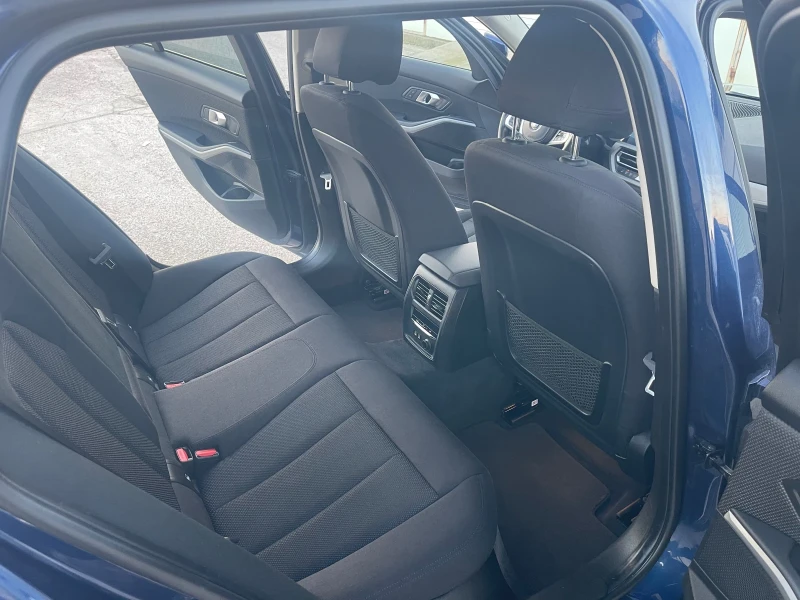 BMW 320 D, снимка 13 - Автомобили и джипове - 53101182