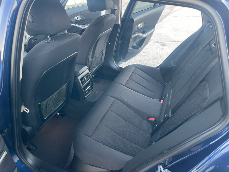 BMW 320 D, снимка 14 - Автомобили и джипове - 53101182