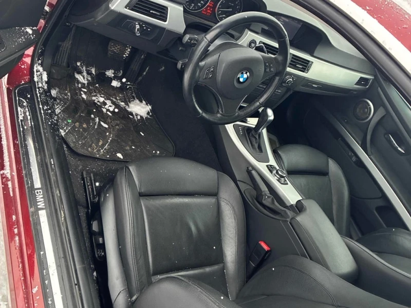 BMW 335 * 335i * CARFAX * БЕЗ ПЪРВОНАЧАЛНА ВНОСКА, снимка 5 - Автомобили и джипове - 53126839