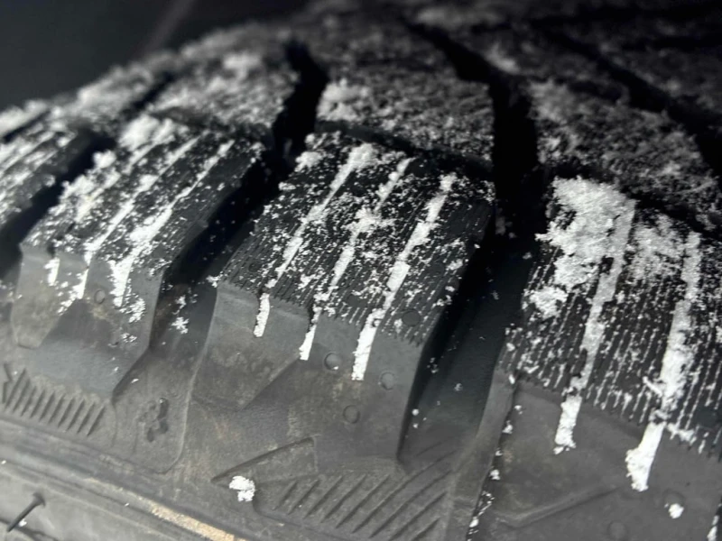 BMW 335 * 335i * CARFAX * БЕЗ ПЪРВОНАЧАЛНА ВНОСКА, снимка 13 - Автомобили и джипове - 53126839