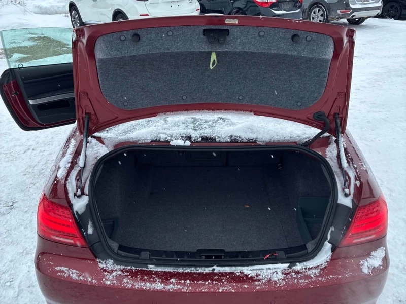 BMW 335 * 335i * CARFAX * БЕЗ ПЪРВОНАЧАЛНА ВНОСКА, снимка 12 - Автомобили и джипове - 53126839