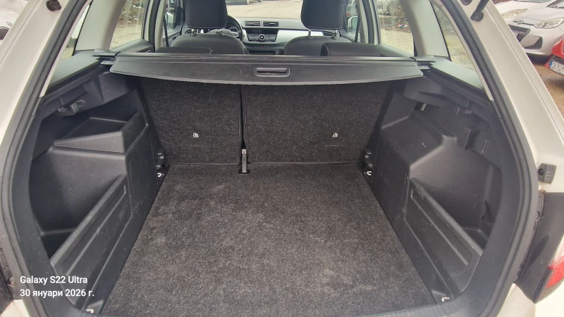 Skoda Fabia 5J, снимка 9 - Автомобили и джипове - 53414236