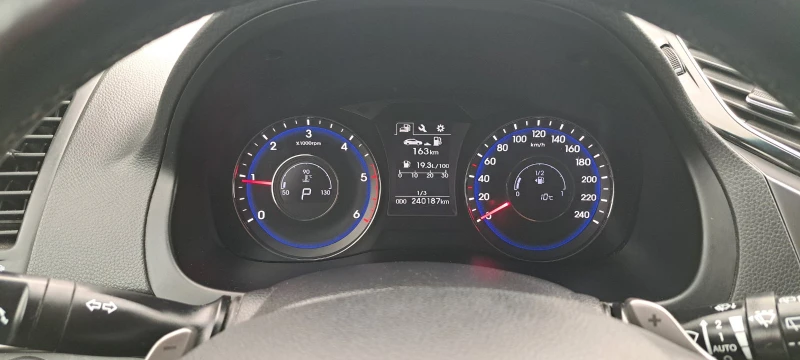 Hyundai I40 1.7D Avomat Face Navi Kamera Подгрев, снимка 15 - Автомобили и джипове - 53458159