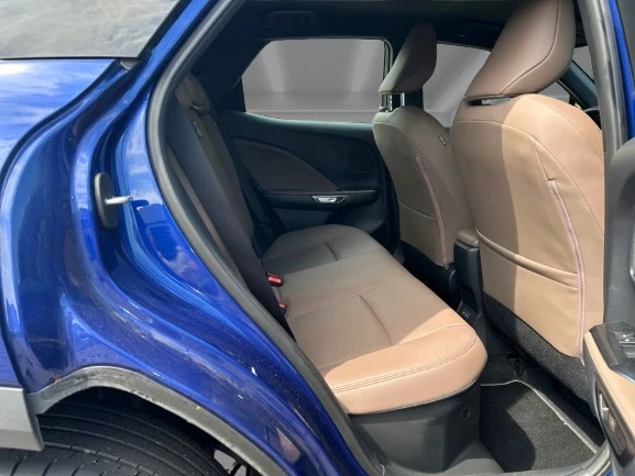 Lexus LBX = Elegant =  | Mobile.bg   11