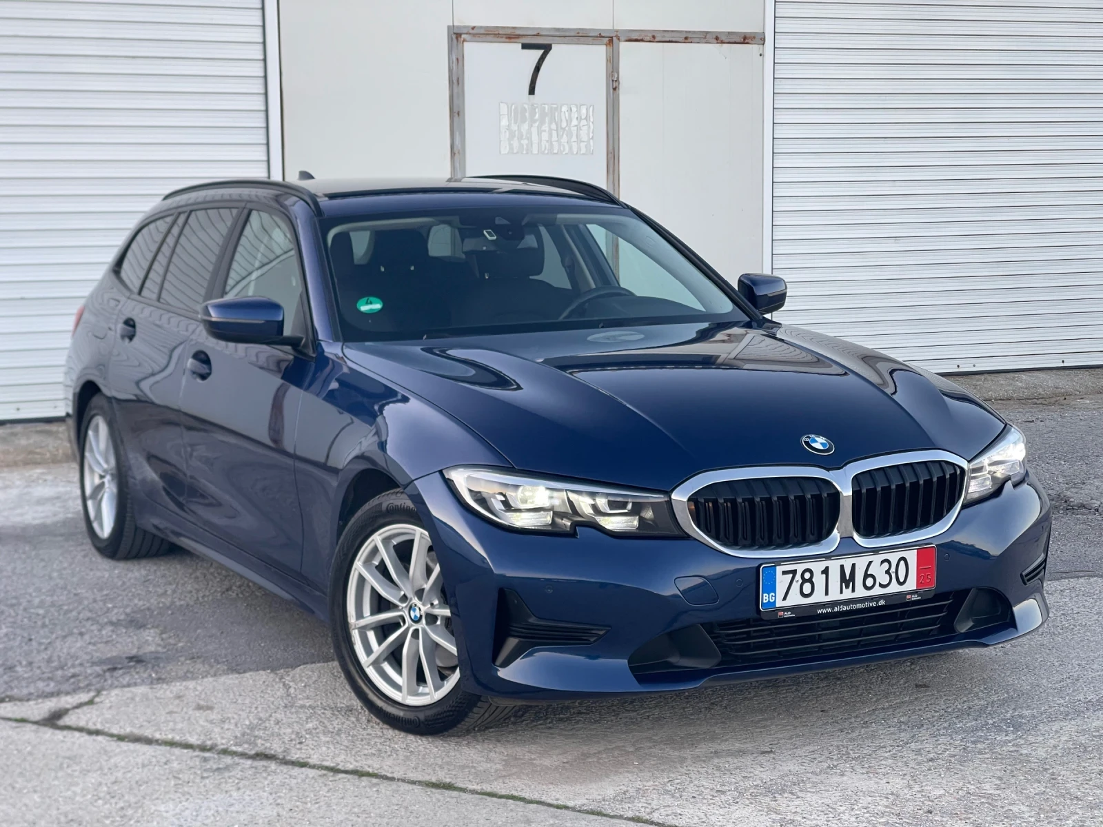BMW 320 D, снимка 1