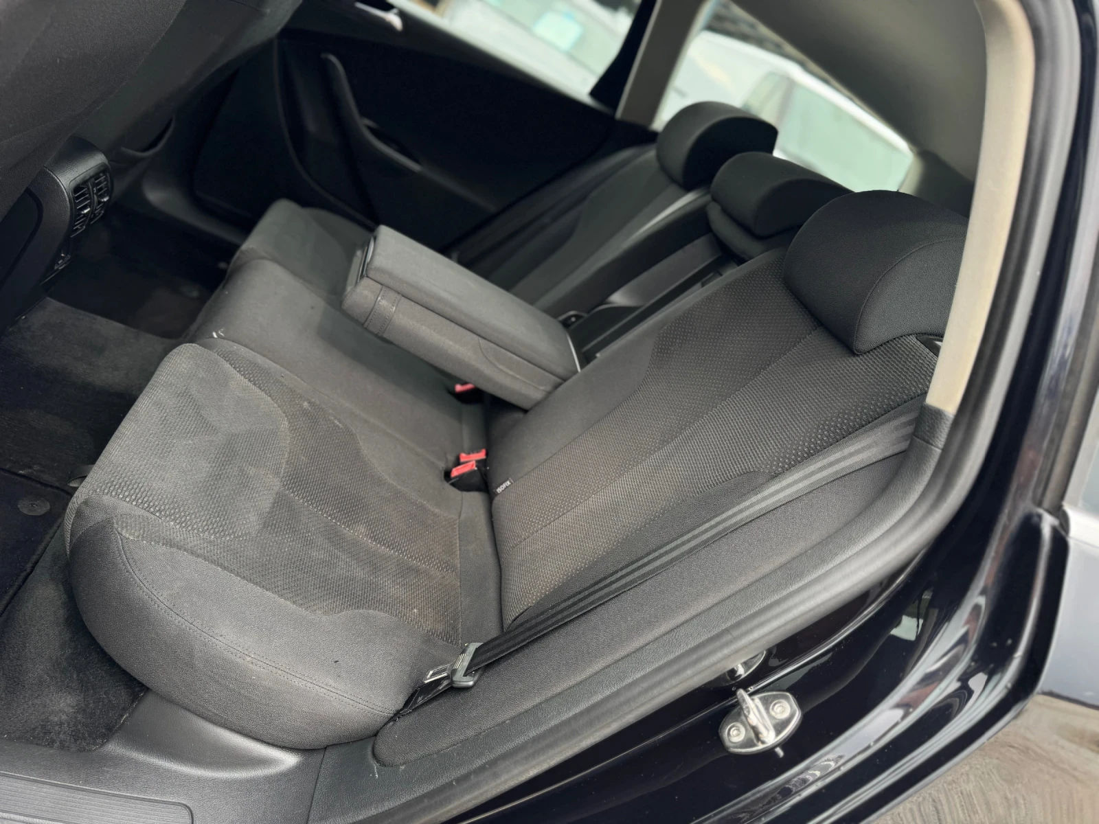 VW Passat 2.0TDI 170    | Mobile.bg   12