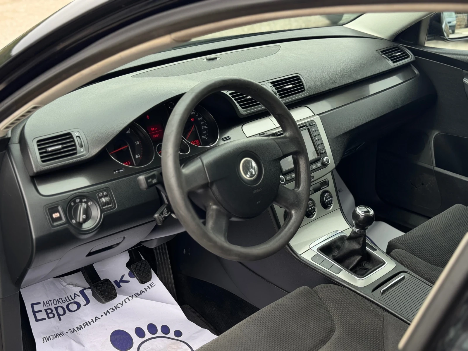 VW Passat 2.0TDI 170кс НАВИ КЛИМАТРОНИК  - изображение 10