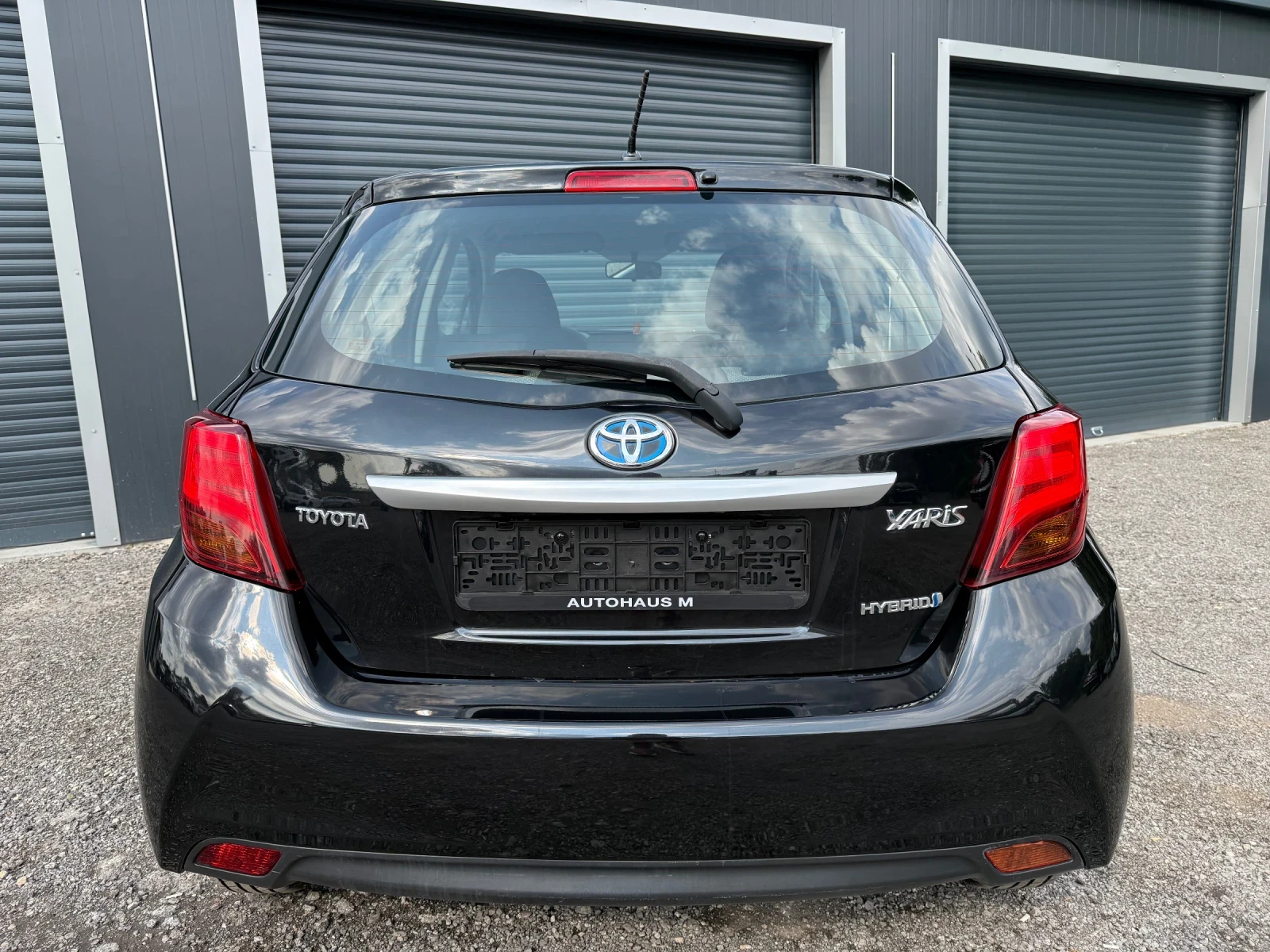 Toyota Yaris HYBRID/FACELIFT - изображение 4