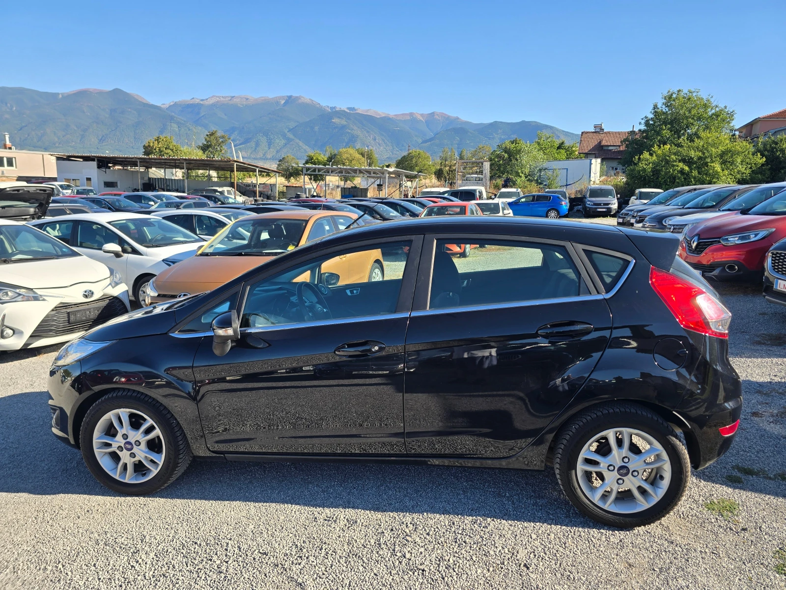 Ford Fiesta 1.0i-125-TITANIUM - изображение 8