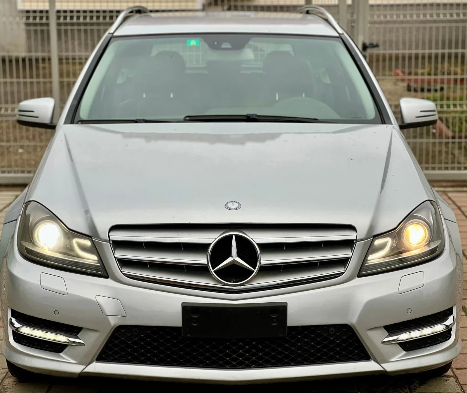 Mercedes-Benz C 220  - изображение 3