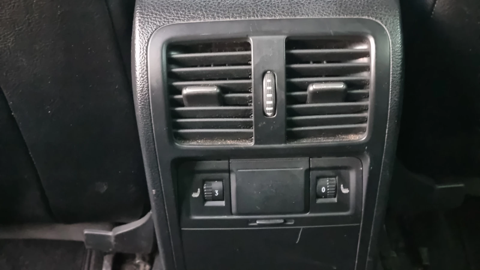 VW Passat 2.0 TDI  4-M  SWISS  | Mobile.bg   15