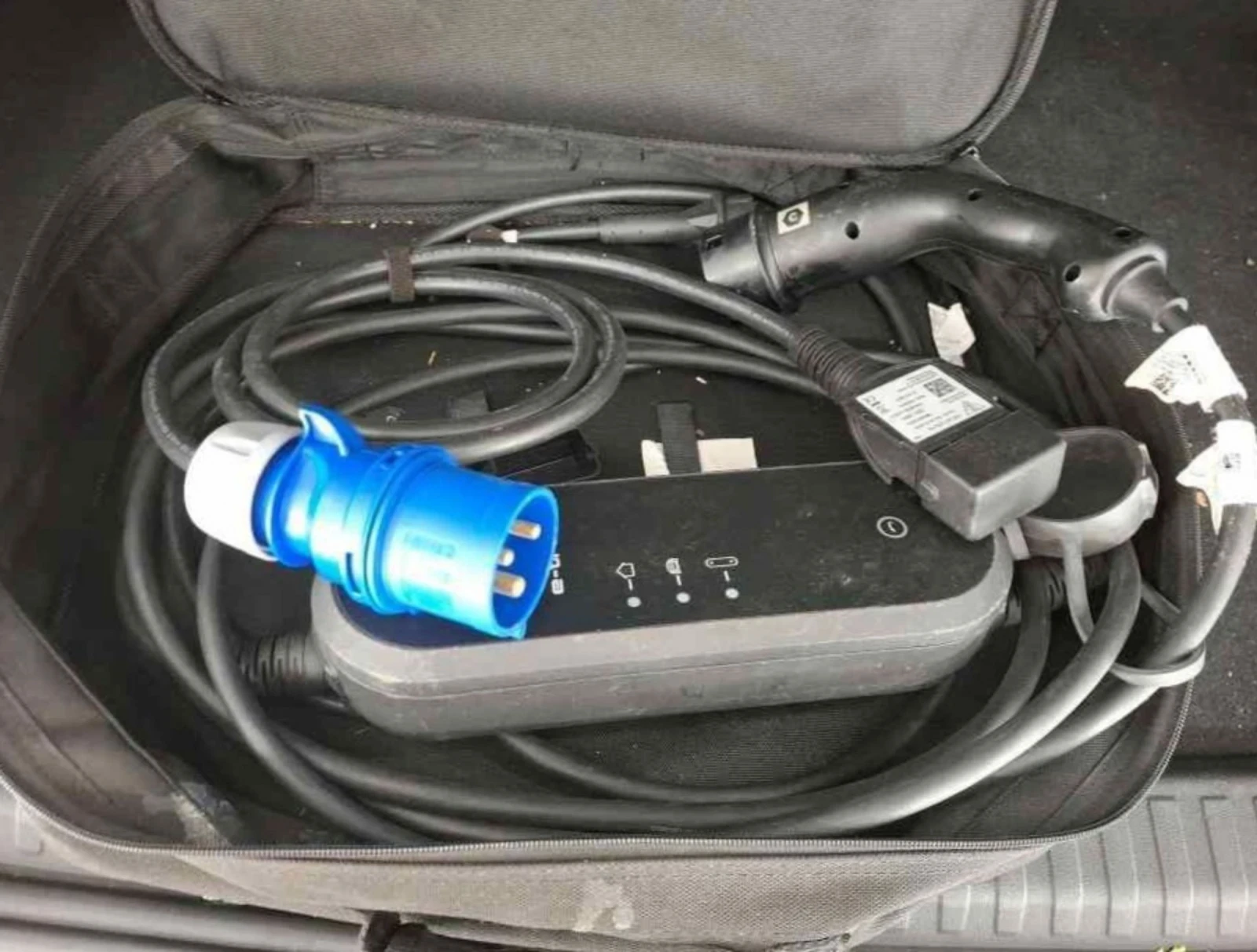 Audi A3 40 TFSI e Business S tronic 150KW.KAMERA.LED.NAVI - изображение 5