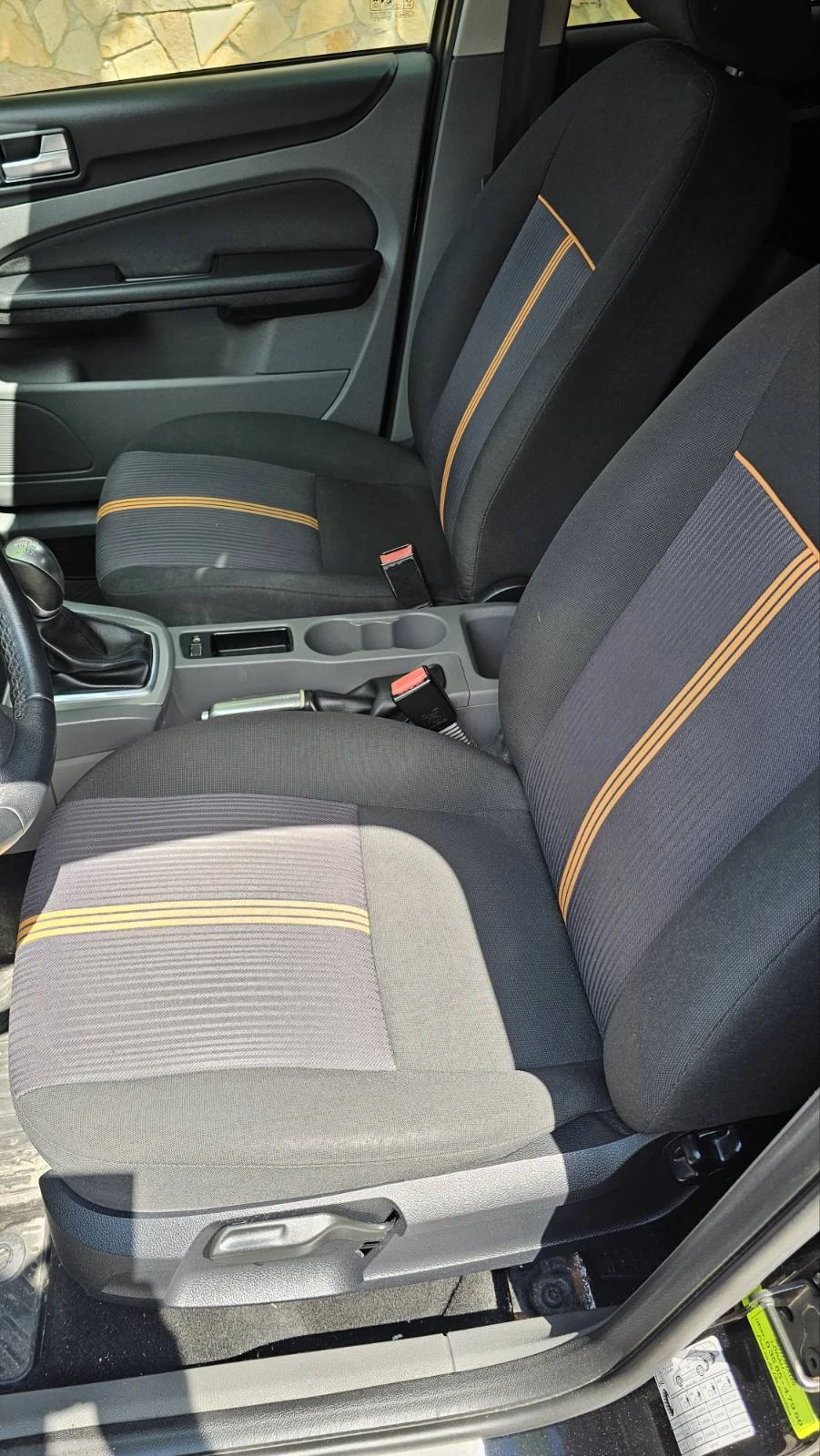 Ford Focus 1.6, снимка 10 - Автомобили и джипове - 53962180