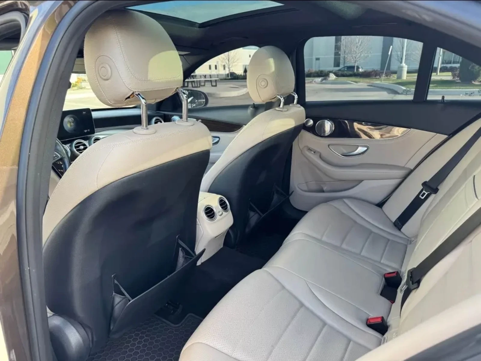 Mercedes-Benz C 300 2015/Panorama/Camera/�������/Burnmaster/4�4 | Mobile.bg � ����������� 9