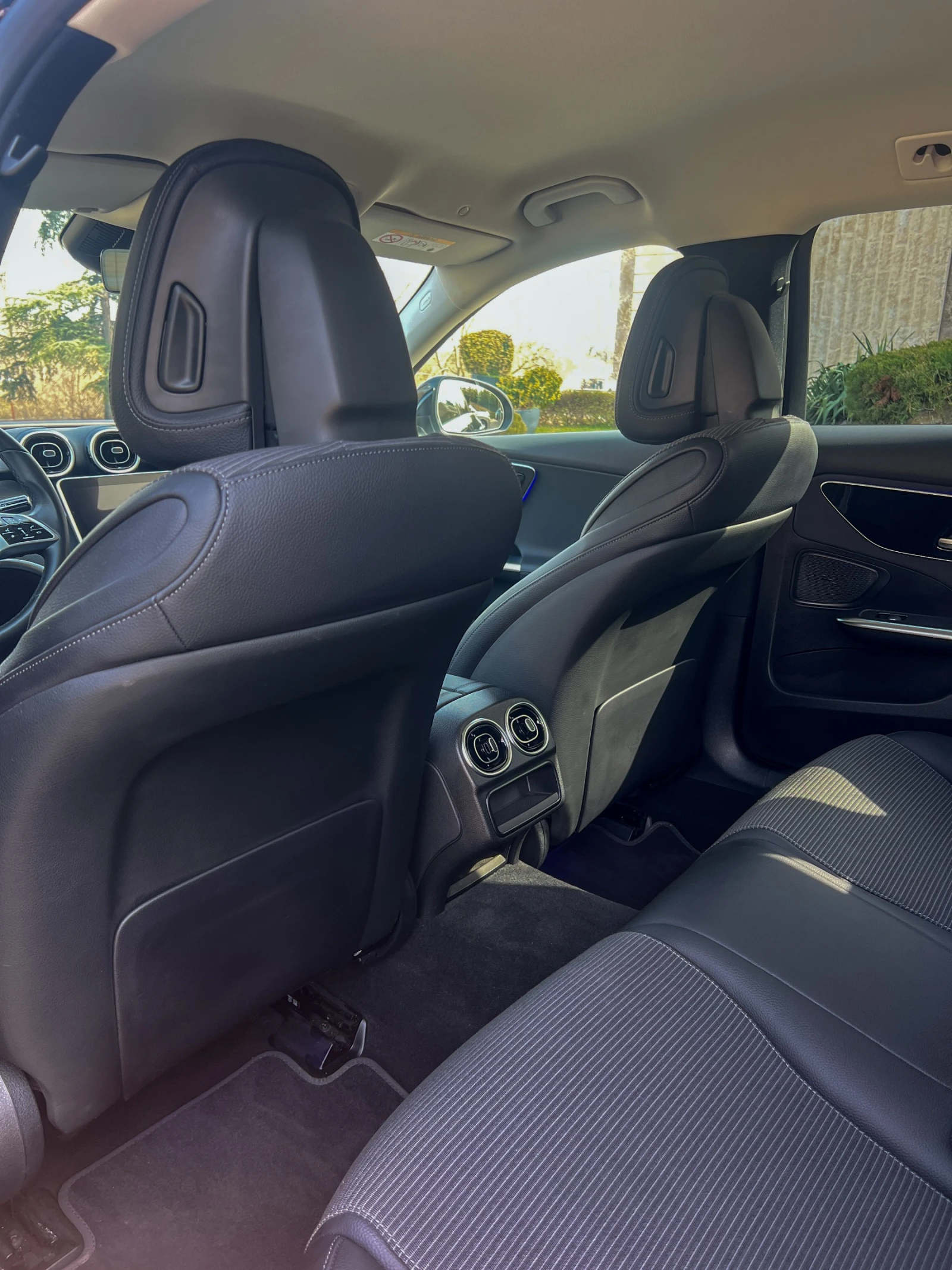 Mercedes-Benz C 300 e Plug-in Hybrid, снимка 7 - Автомобили и джипове - 53817065