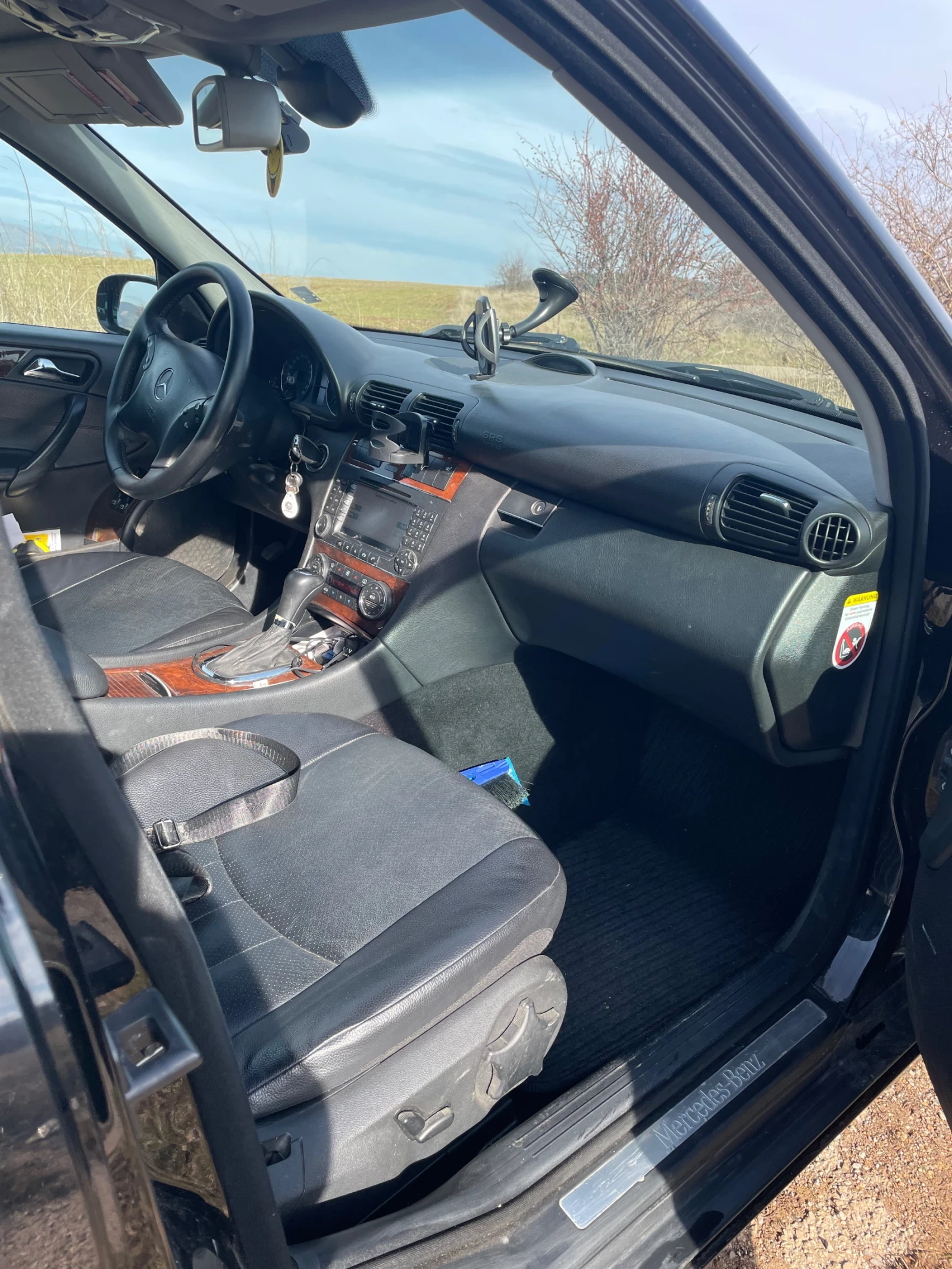 Mercedes-Benz C 350 4matic, снимка 8 - Автомобили и джипове - 54905394