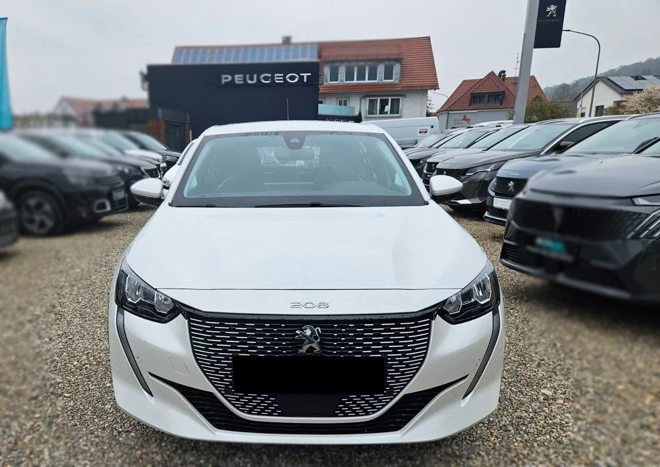 Peugeot 208 e/Allure/ПОДГРЕВ/Kamera/NAVI/136HP/, снимка 2 - Автомобили и джипове - 54968105