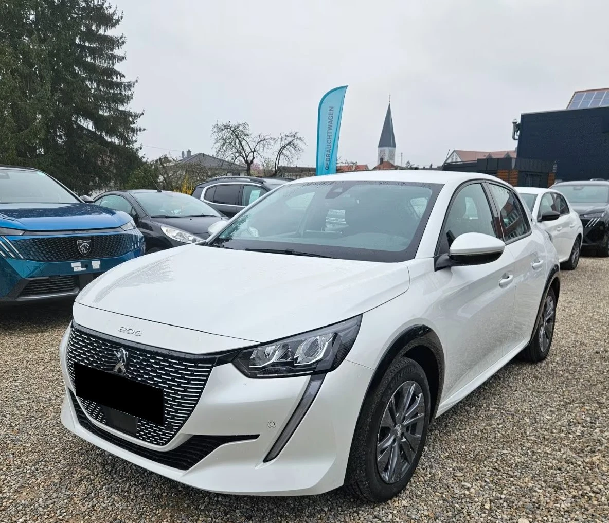 Peugeot 208 e/Allure/ПОДГРЕВ/Kamera/NAVI/136HP/