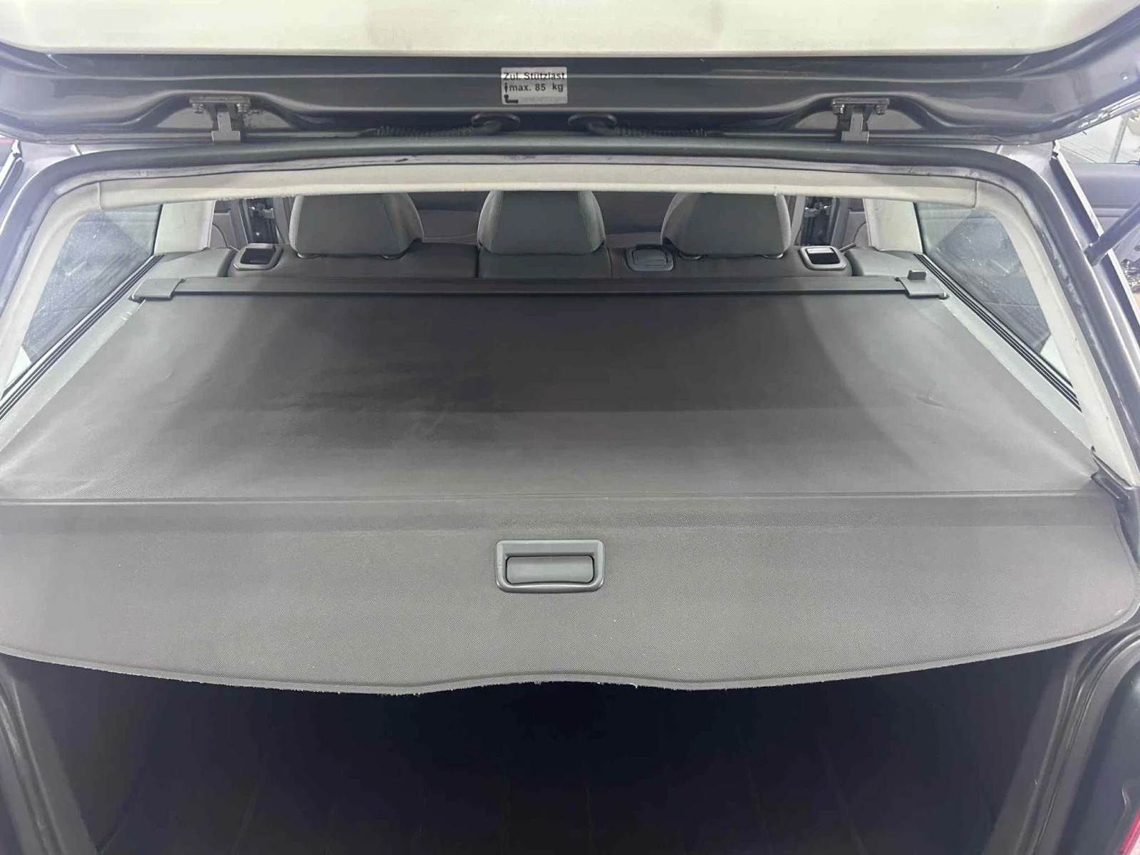 VW Passat 5.5 HighLine 131 AVF, снимка 12 - Автомобили и джипове - 55770715