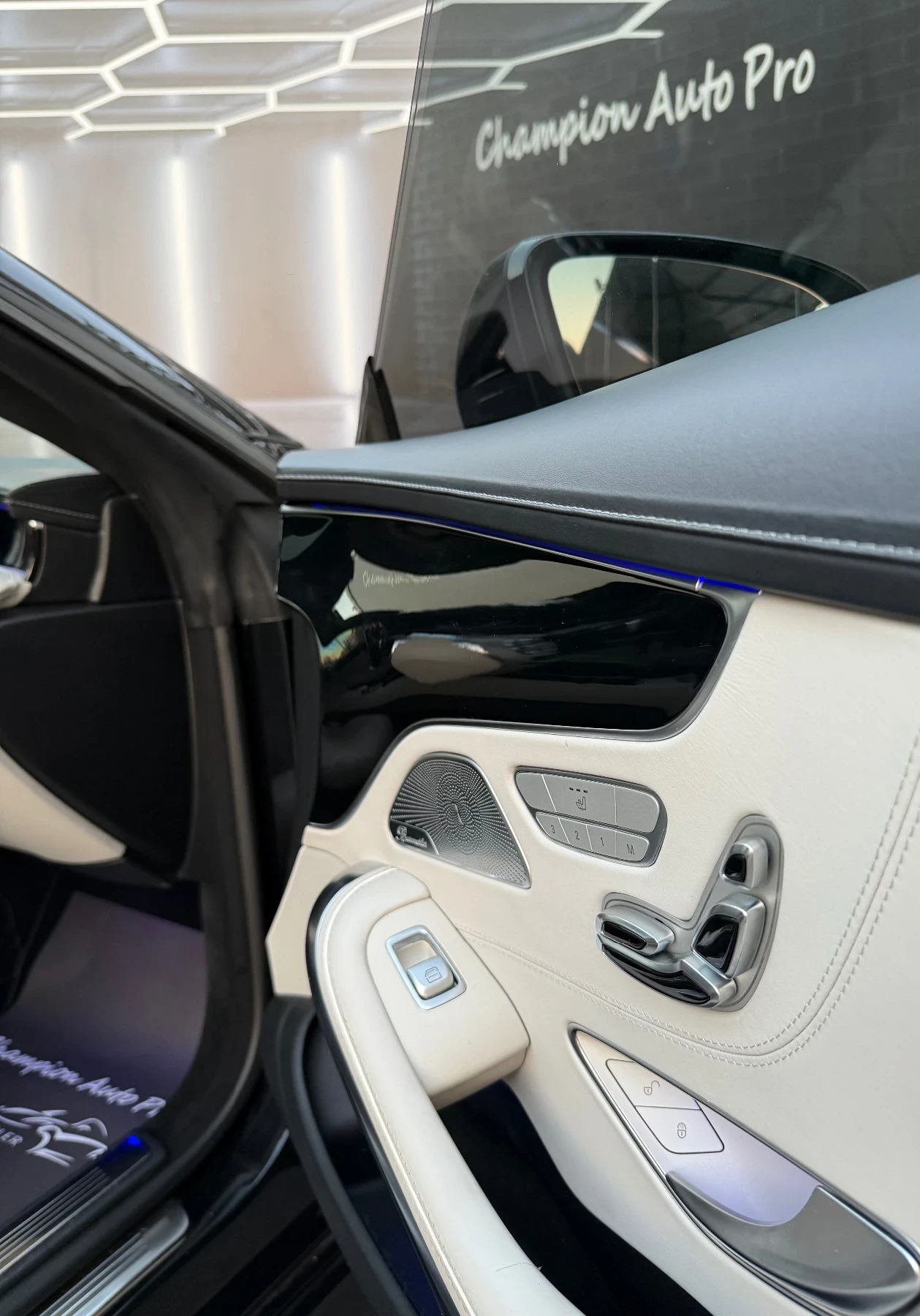Mercedes-Benz S 500  Swarovski-FULL, снимка 8 - Автомобили и джипове - 55888157