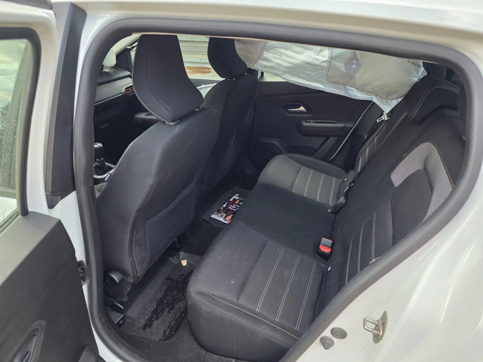 Dacia Sandero Stepway 1.0t, снимка 7 - Автомобили и джипове - 55949074
