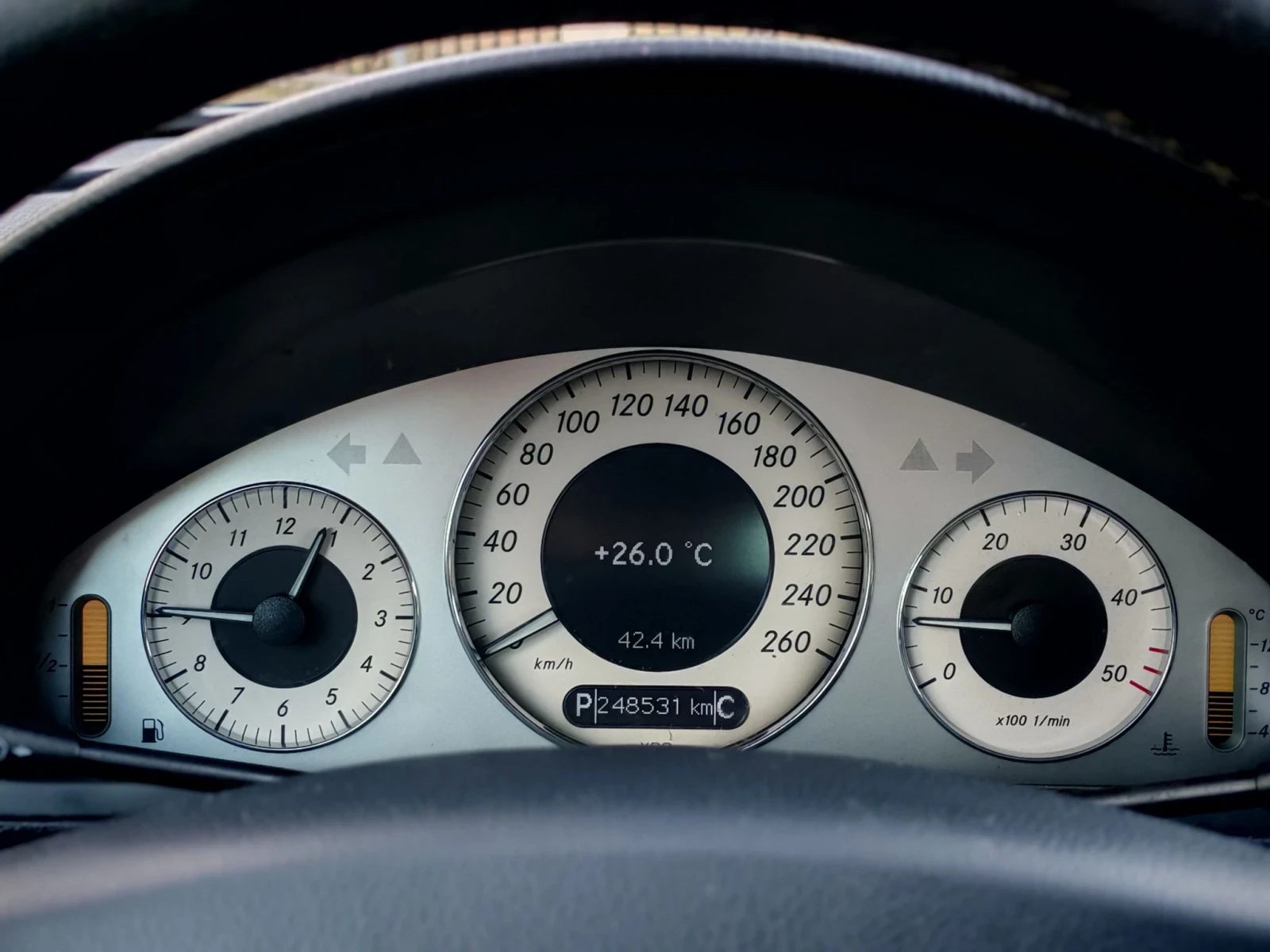 Mercedes-Benz E 320 320CDI(204)* АВТОМАТИК* AVANTGARDE* НОВ ВНОС* , снимка 15 - Автомобили и джипове - 55954624