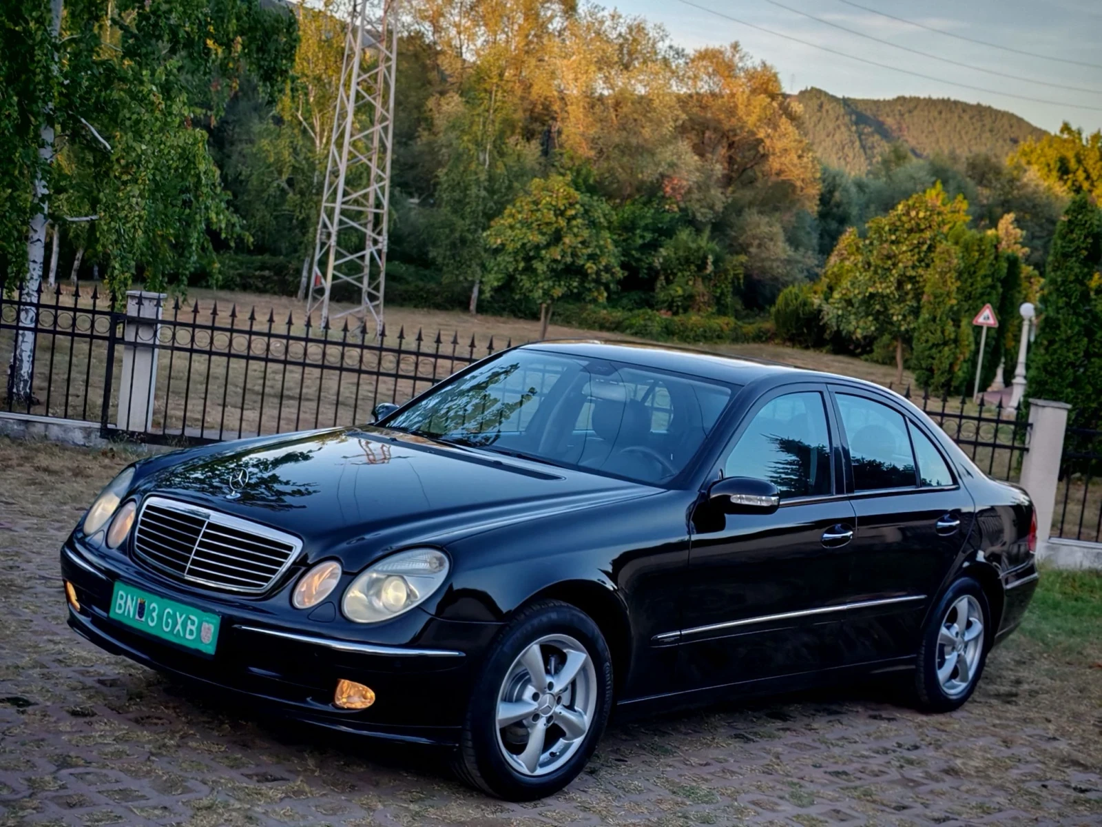 Mercedes-Benz E 320 320CDI(204)* АВТОМАТИК* AVANTGARDE* НОВ ВНОС* , снимка 3 - Автомобили и джипове - 55954624