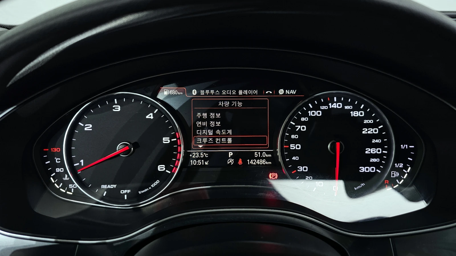 Audi A6 35 TDI* ЕЛ. БАГАЖНИК* ПОДГРЕВ ВОЛАН* КРАЙНА ЦЕНА, снимка 8 - Автомобили и джипове - 55983980