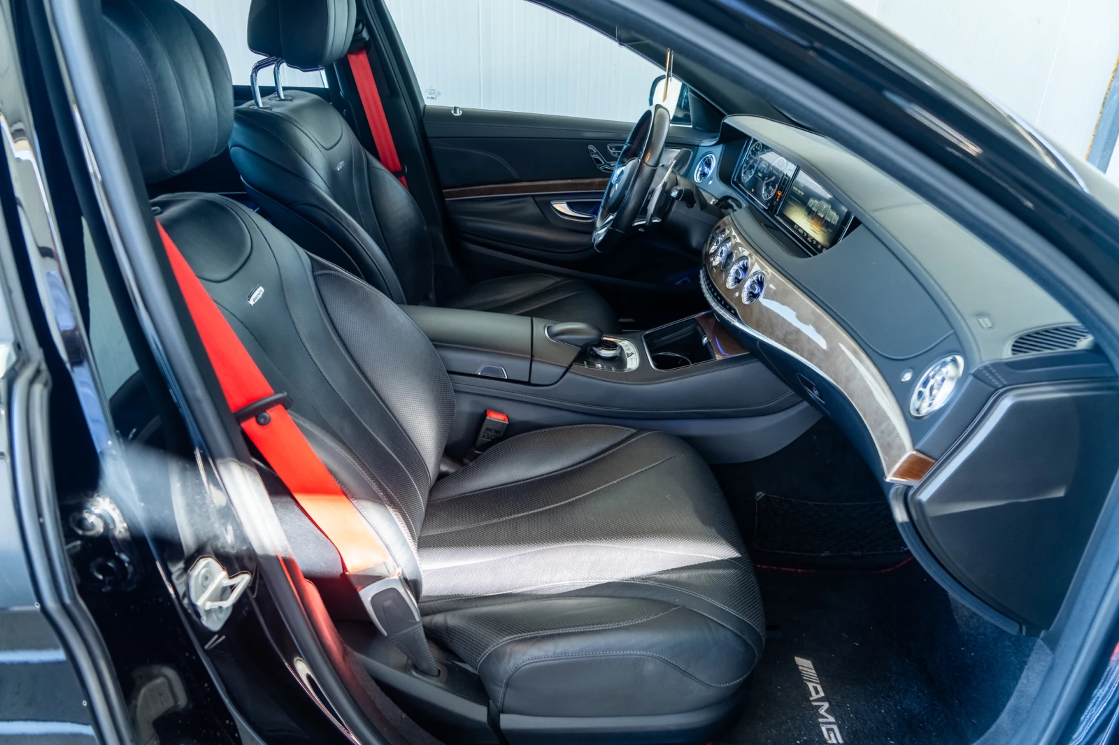 Mercedes-Benz S 550 63 AMG PACK = 450HP = TOP = ЛИЗИНГ = ГАРАНЦИЯ, снимка 12 - Автомобили и джипове - 55994012