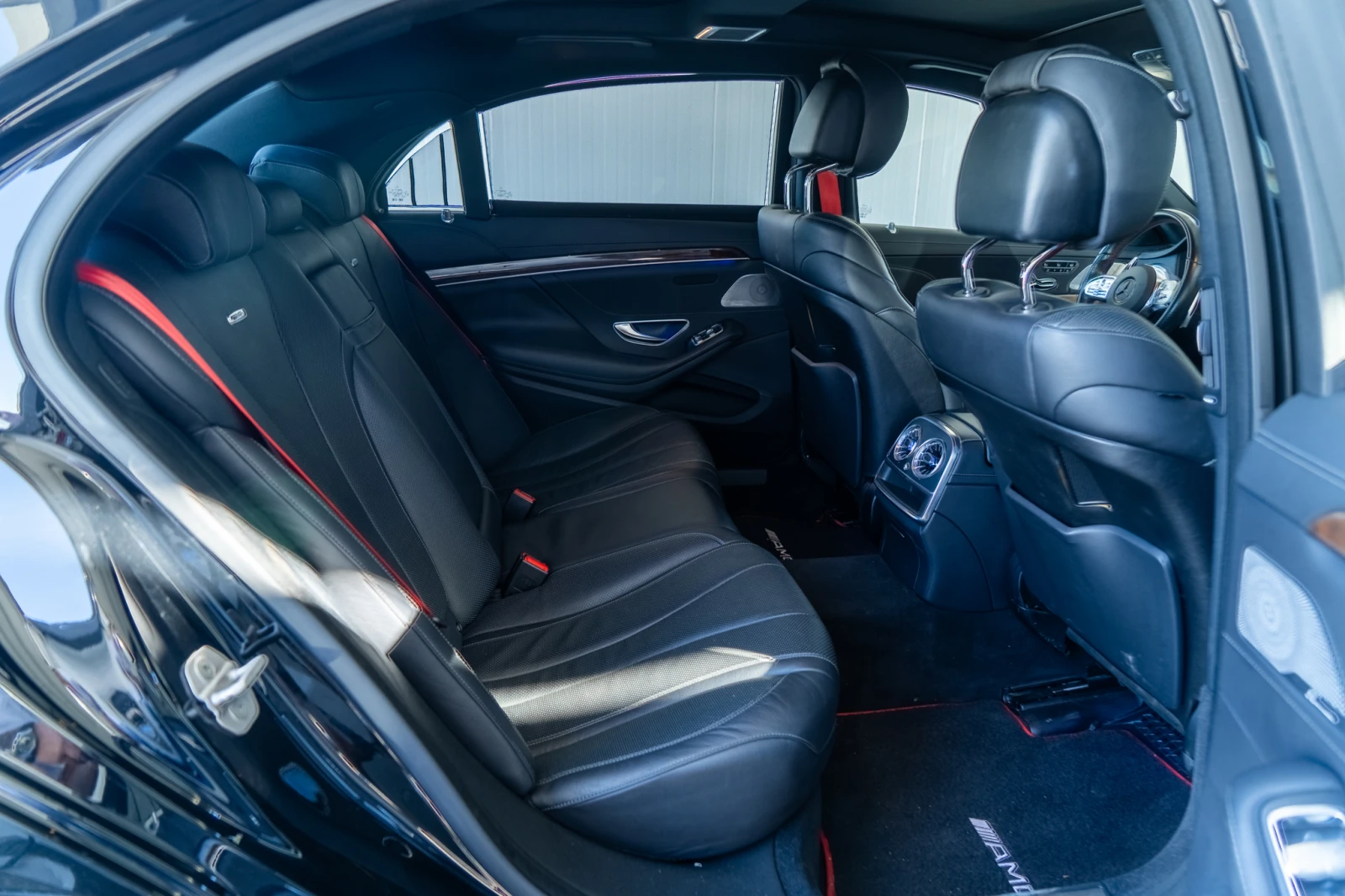 Mercedes-Benz S 550 63 AMG PACK = 450HP = TOP = ЛИЗИНГ = ГАРАНЦИЯ, снимка 11 - Автомобили и джипове - 55994012