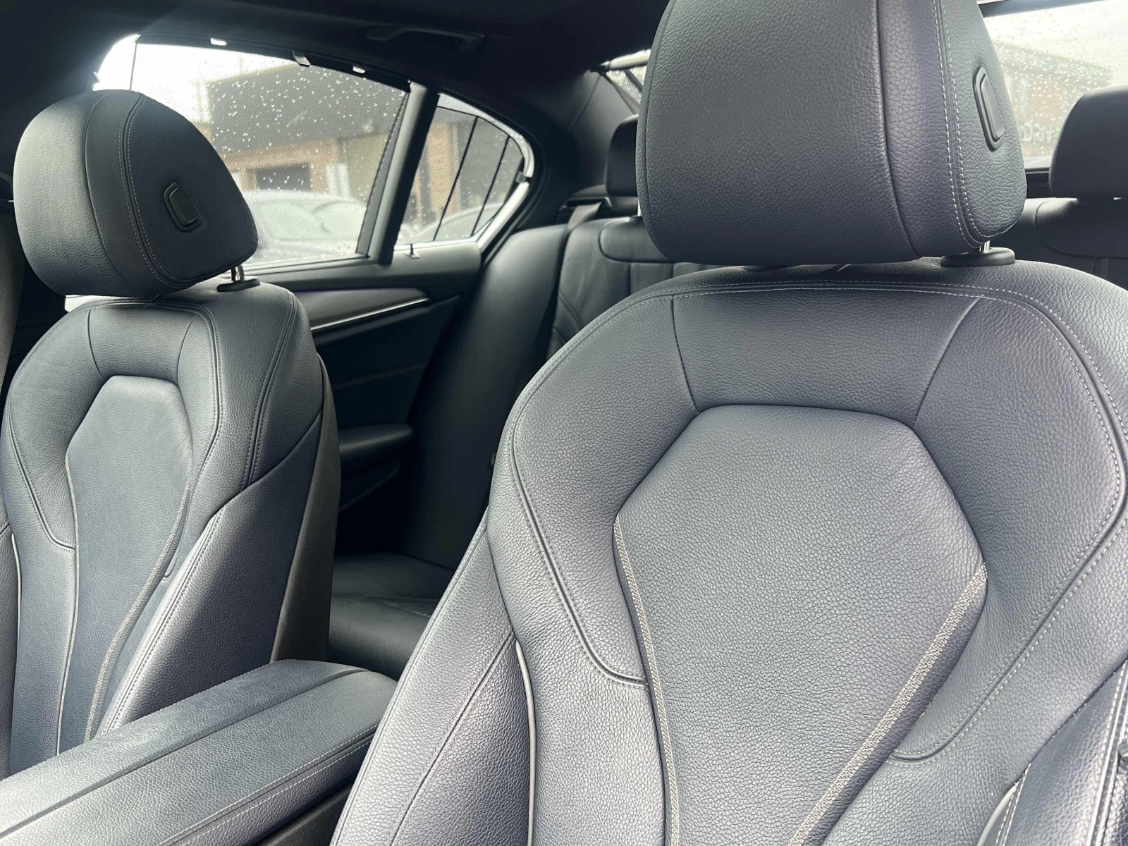 BMW 530 i xDrive, ПАНО, АВТОКРЕДИТ, снимка 10 - Автомобили и джипове - 56292931