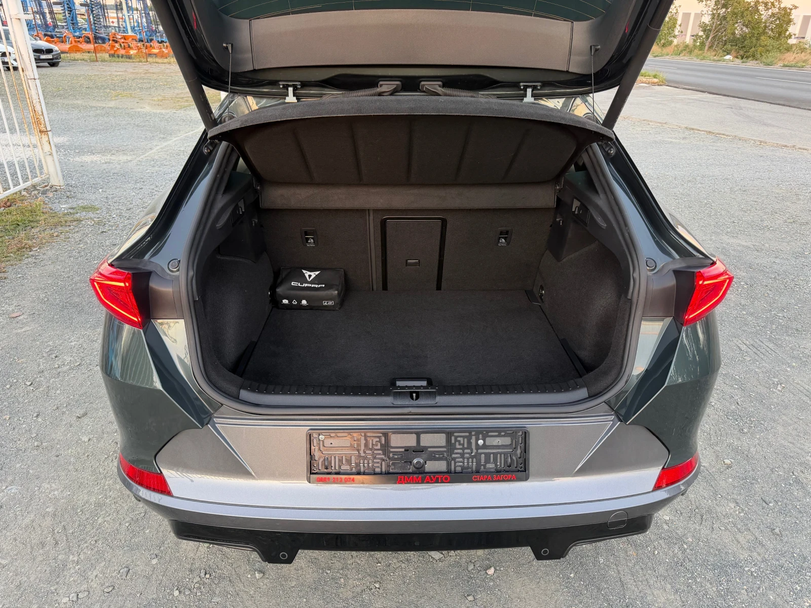 Cupra Formentor PREMIUM / 4X4 / АВТОМАТИК / ЕВРО6 / 127 000 км , снимка 11 - Автомобили и джипове - 56332168