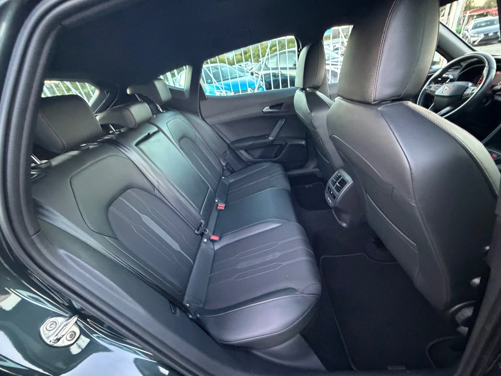Cupra Formentor PREMIUM / 4X4 / АВТОМАТИК / ЕВРО6 / 127 000 км , снимка 13 - Автомобили и джипове - 56332168