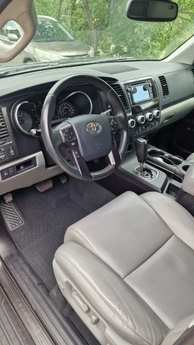 Toyota Sequoia, снимка 6